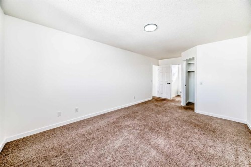 6 Arbour Stone Rise Nw, Calgary, AB - Indoor Photo Showing Other Room