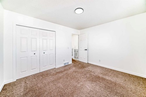 6 Arbour Stone Rise Nw, Calgary, AB - Indoor Photo Showing Other Room