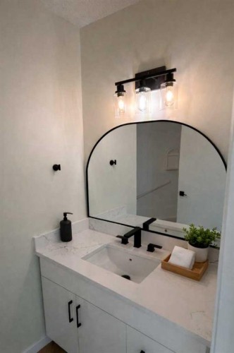 107 Harvest Oak Crescent Ne, Calgary, AB - Indoor Photo Showing Other Room