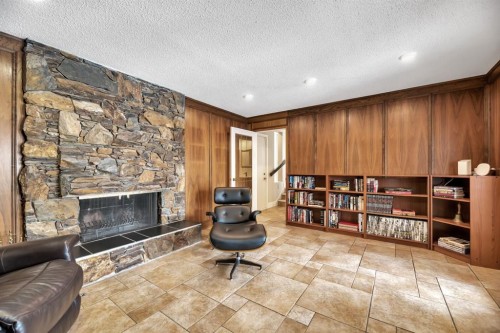 788 Parkridge Drive Se, Calgary, AB - Indoor With Fireplace
