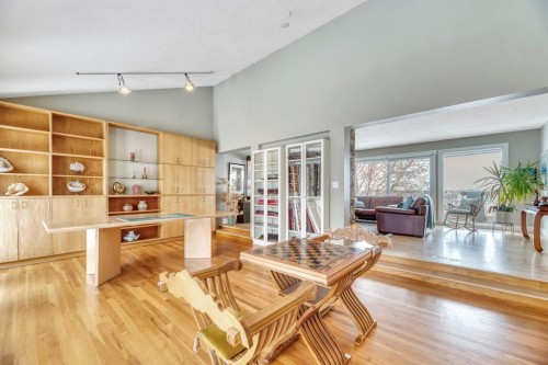 788 Parkridge Drive Se, Calgary, AB - Indoor