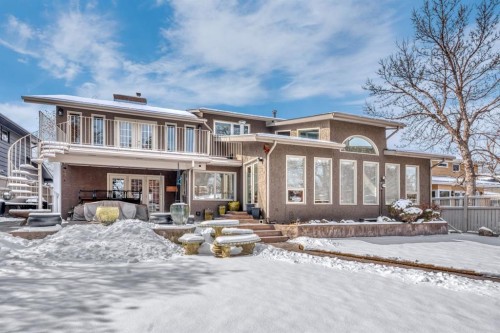 788 Parkridge Drive Se, Calgary, AB - Outdoor With Facade