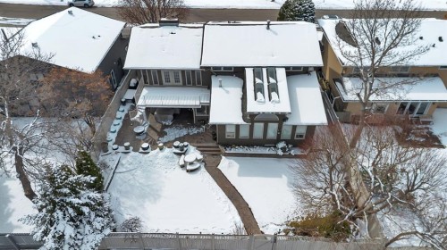 788 Parkridge Drive Se, Calgary, AB - Outdoor