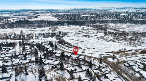 788 Parkridge Drive Se, Calgary, AB - Outdoor With View