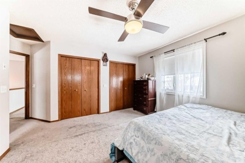 49 Applewood Court Se, Calgary, AB - Indoor Photo Showing Bedroom