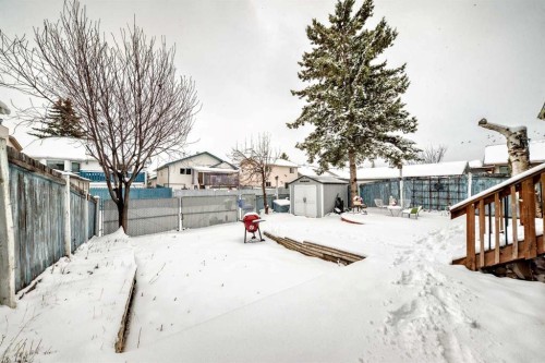 49 Applewood Court Se, Calgary, AB - Outdoor