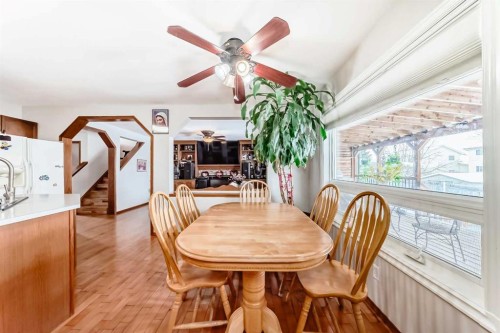 49 Applewood Court Se, Calgary, AB - Indoor Photo Showing Dining Room