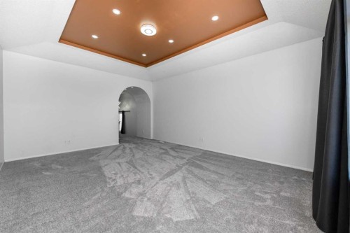 228 Saddlecrest Way Ne, Calgary, AB - Indoor Photo Showing Other Room