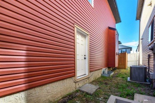 228 Saddlecrest Way Ne, Calgary, AB - Outdoor With Exterior