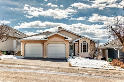 14 Headlands Close, Cochrane, AB - Outdoor