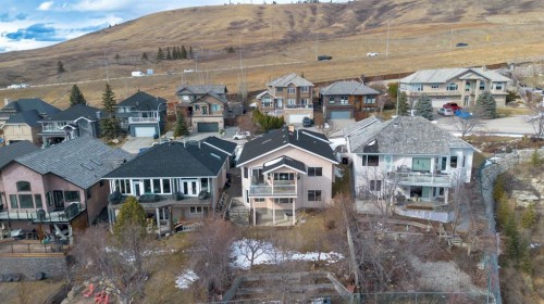 14 Headlands Close, Cochrane, AB - Outdoor