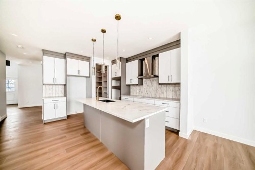 69 Lakes Estates Circle, Strathmore, AB - Indoor Photo Showing Kitchen With Upgraded Kitchen