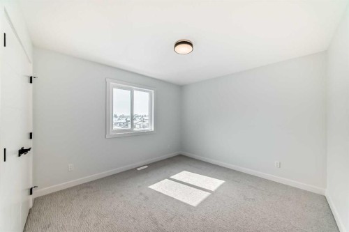 69 Lakes Estates Circle, Strathmore, AB - Indoor Photo Showing Other Room