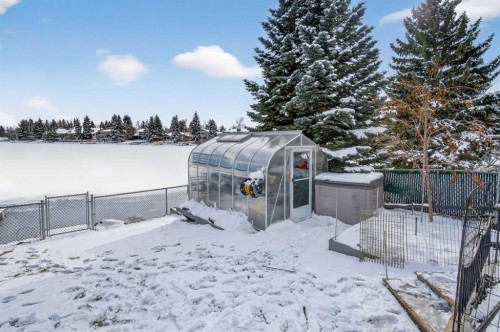 12 Midpark Place Se, Calgary, AB - Outdoor