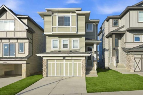 105 Heritage Boulevard  Cochrane, AB T4C 3G8