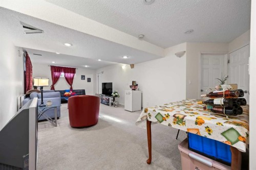 465 Panamount Boulevard Nw, Calgary, AB - Indoor Photo Showing Other Room