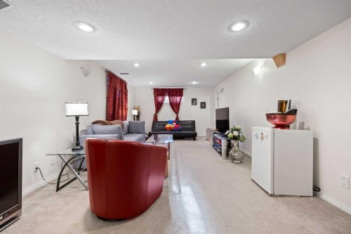 465 Panamount Boulevard Nw, Calgary, AB - Indoor