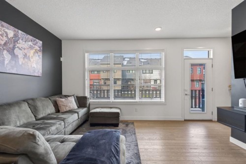 252 Walden Path Se, Calgary, AB - Indoor Photo Showing Living Room