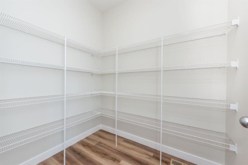 671 Wolf Willow Boulevard Se, Calgary, AB - Indoor With Storage