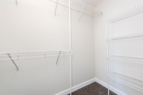 671 Wolf Willow Boulevard Se, Calgary, AB - Indoor With Storage