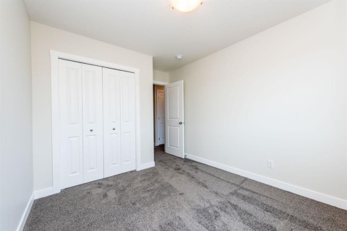 671 Wolf Willow Boulevard Se, Calgary, AB - Indoor