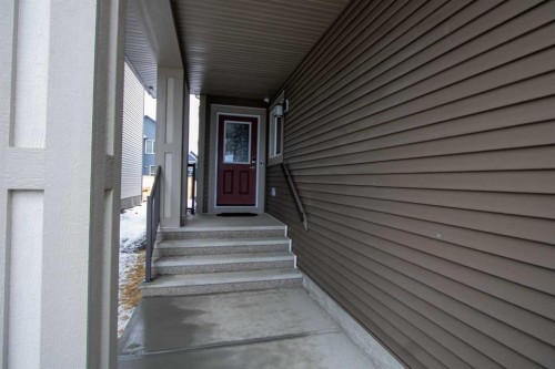 854 Cobblefield Manor Sw, Airdrie, AB - Outdoor With Exterior