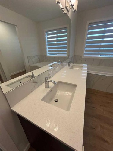 854 Cobblefield Manor Sw, Airdrie, AB 