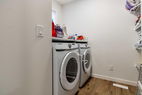 854 Cobblefield Manor Sw, Airdrie, AB - Indoor Photo Showing Laundry Room