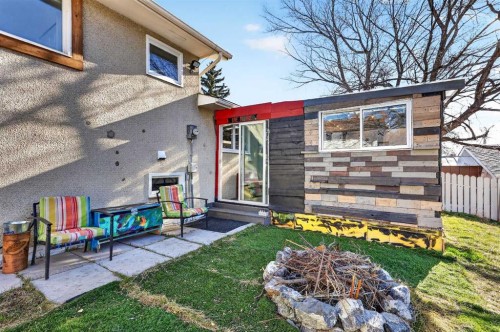 928 Pinecliff Drive Ne, Calgary, AB - Outdoor With Deck Patio Veranda With Exterior