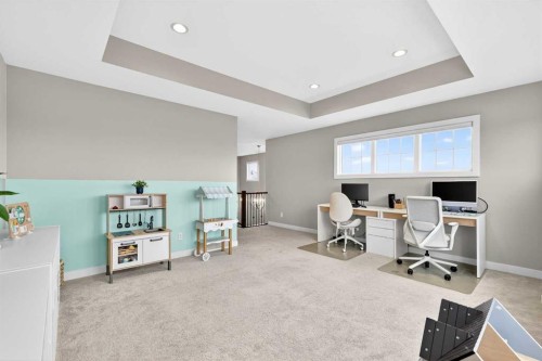 9 Legacy Lane Se, Calgary, AB - Indoor Photo Showing Other Room