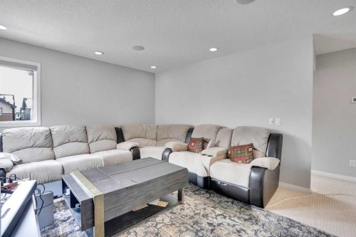 148 Savanna Close Ne, Calgary, AB - Indoor Photo Showing Living Room