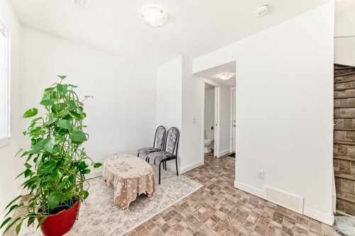 148 Skyview Ranch Road Ne, Calgary, AB - Indoor Photo Showing Other Room