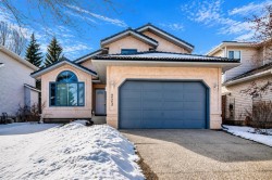 223 Hawkstone Close NW Calgary, AB T3G 3P3