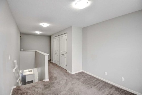 195 Masters Avenue Se, Calgary, AB - Indoor Photo Showing Other Room