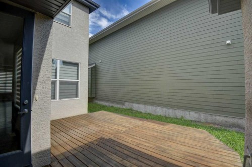 195 Masters Avenue Se, Calgary, AB - Outdoor With Exterior