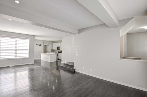 195 Masters Avenue Se, Calgary, AB - Indoor Photo Showing Other Room