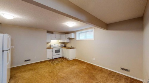 198 Skyview Point Road Ne, Calgary, AB - Indoor