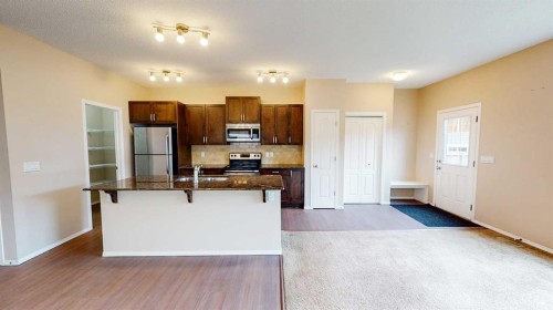 198 Skyview Point Road Ne, Calgary, AB - Indoor Photo Showing Kitchen