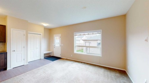 198 Skyview Point Road Ne, Calgary, AB - Indoor Photo Showing Other Room