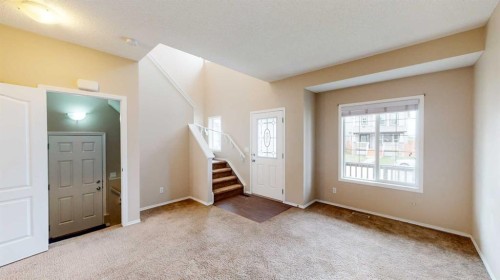 198 Skyview Point Road Ne, Calgary, AB - Indoor Photo Showing Other Room