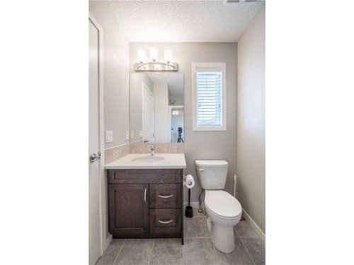 538 Panatella Walk Nw, Calgary, AB - Indoor Photo Showing Bathroom