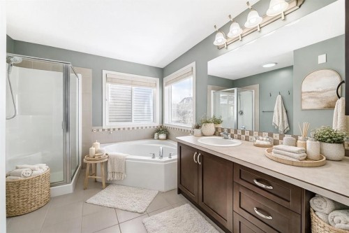 66 Sage Valley Manor Nw, Calgary, AB - Indoor Photo Showing Bathroom