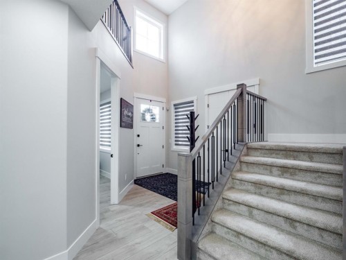 132 Belvedere Drive Se, Calgary, AB - Indoor Photo Showing Other Room