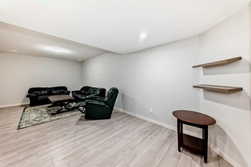 54 Seton Manor Se, Calgary, AB - Indoor