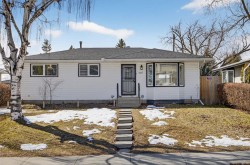 507 Mcintosh Road NE Calgary, AB T2E 5Z2