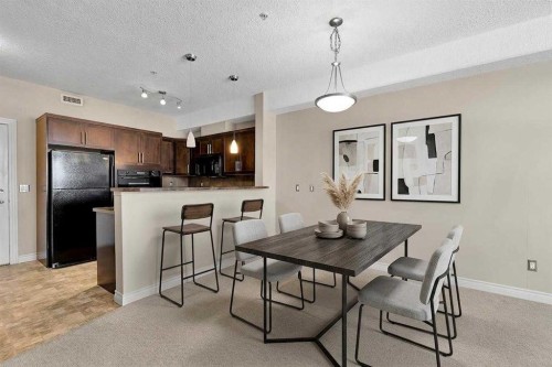 318-26 Val Gardena View Sw, Calgary, AB - Indoor