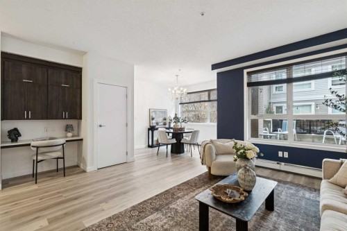 131-721 4 Street Ne, Calgary, AB - Indoor Photo Showing Living Room