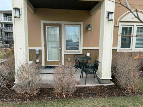 103-30 Mahogany Mews Se, Calgary, AB - Outdoor
