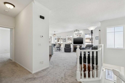 40 Edgeridge Terrace Nw, Calgary, AB - Indoor Photo Showing Other Room