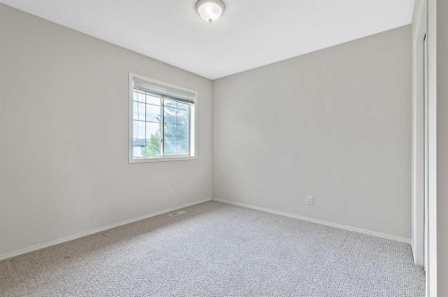 265 Somerside Park Sw, Calgary, AB - Indoor Photo Showing Other Room